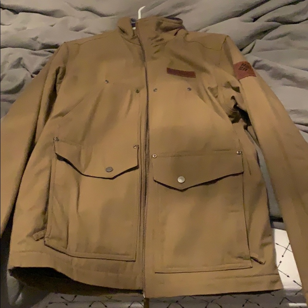 Mens small Columbia coat